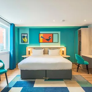Aparthotel Holyrood, EDI